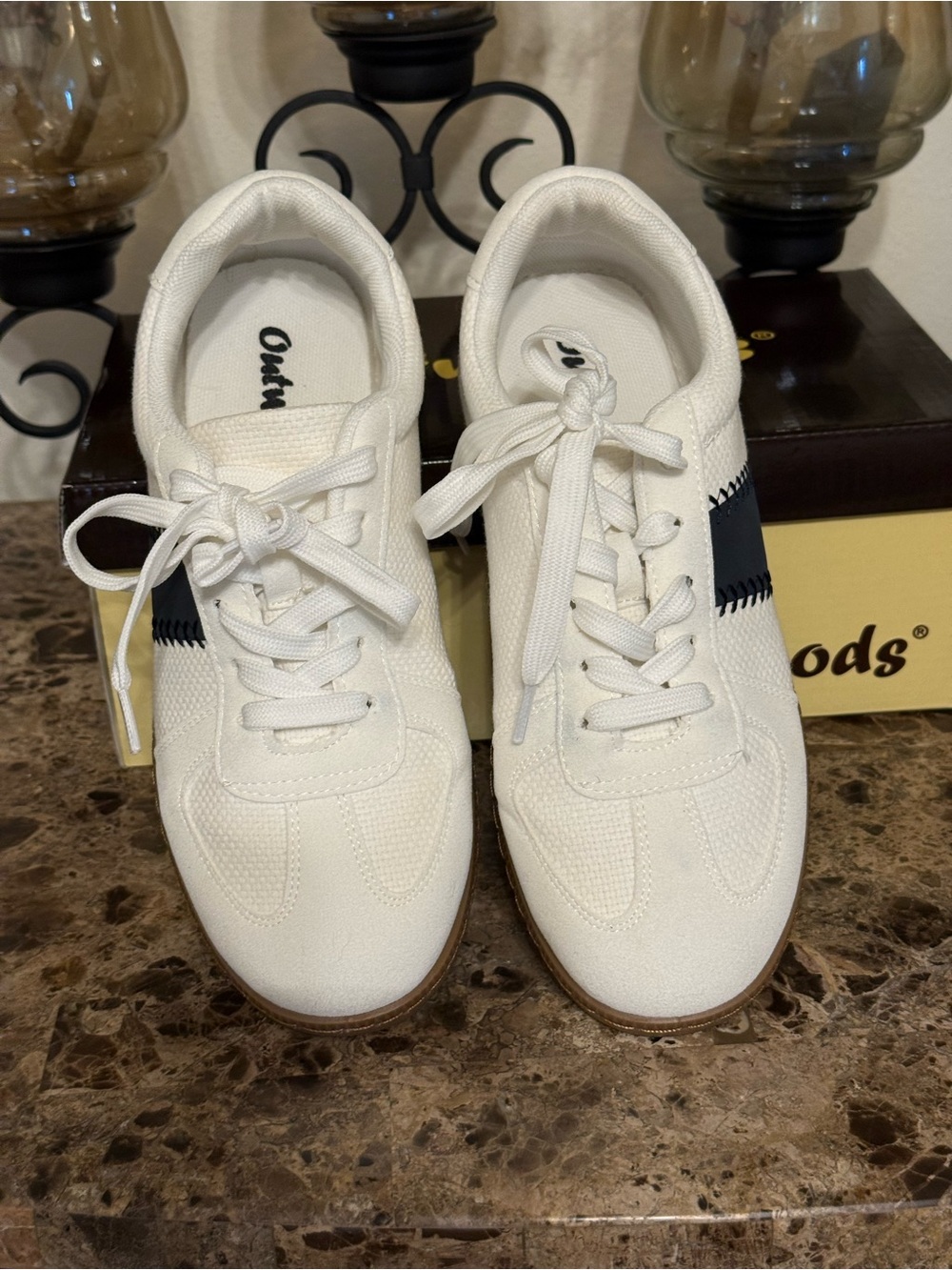 Outwoods White Sneakers with Blue Side Stripe